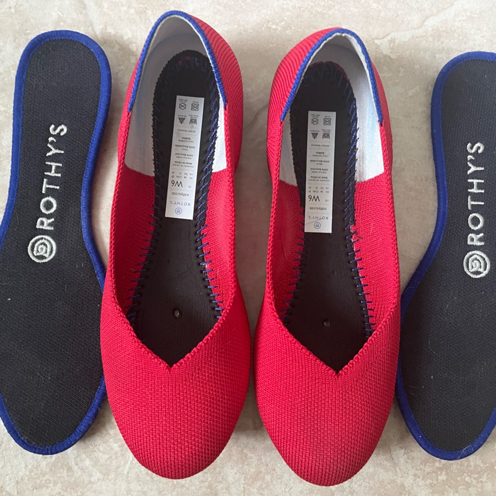 EUC Rothy’s red round toe ballet flat - 6